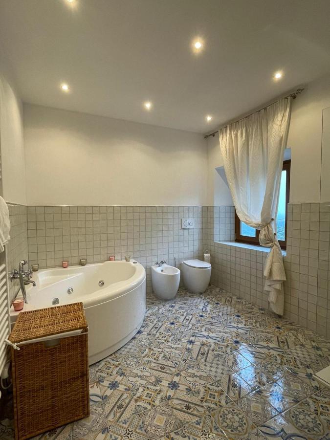 Shaleo Holiday Home Marliana ภายนอก รูปภาพ